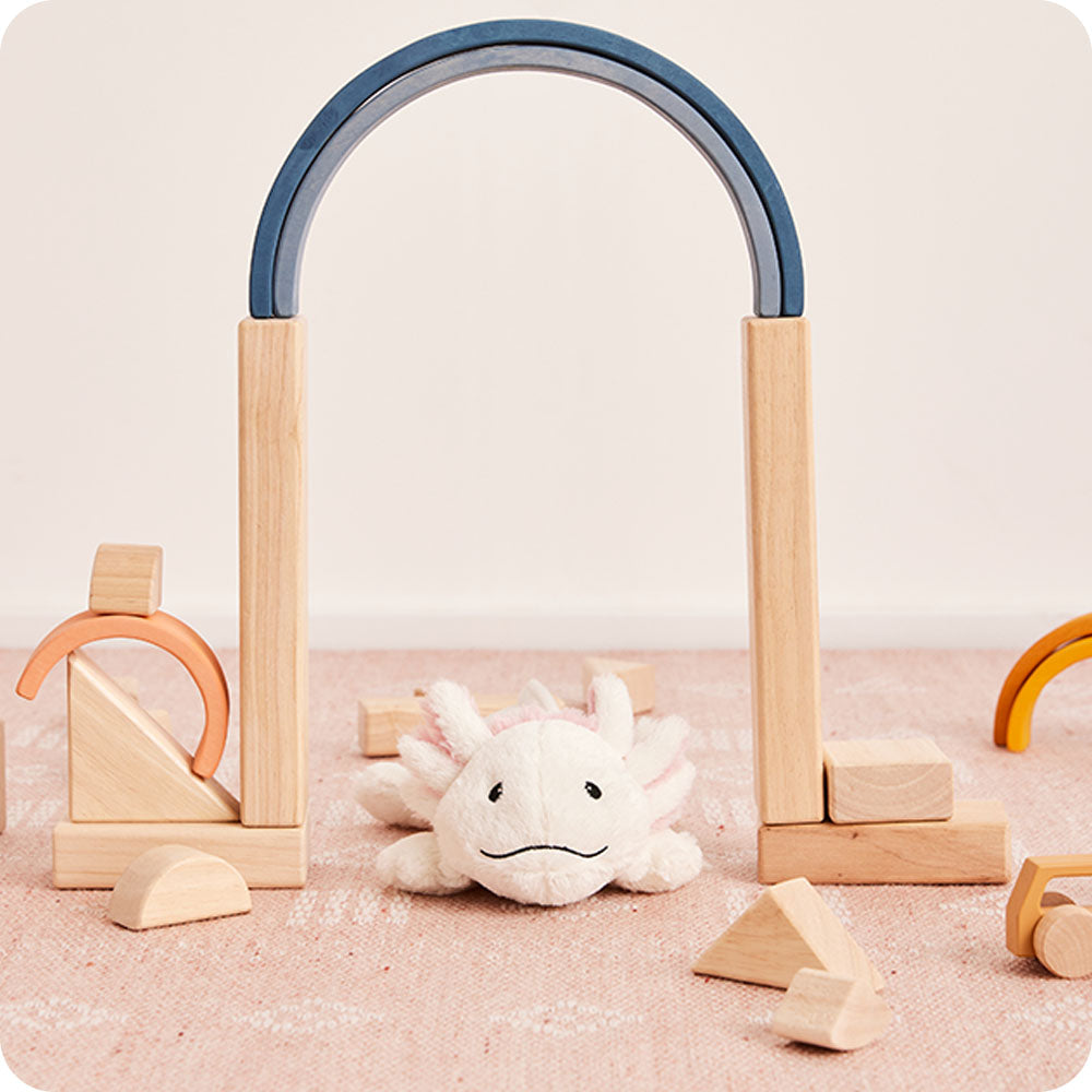 white axolotl junior lifestyle