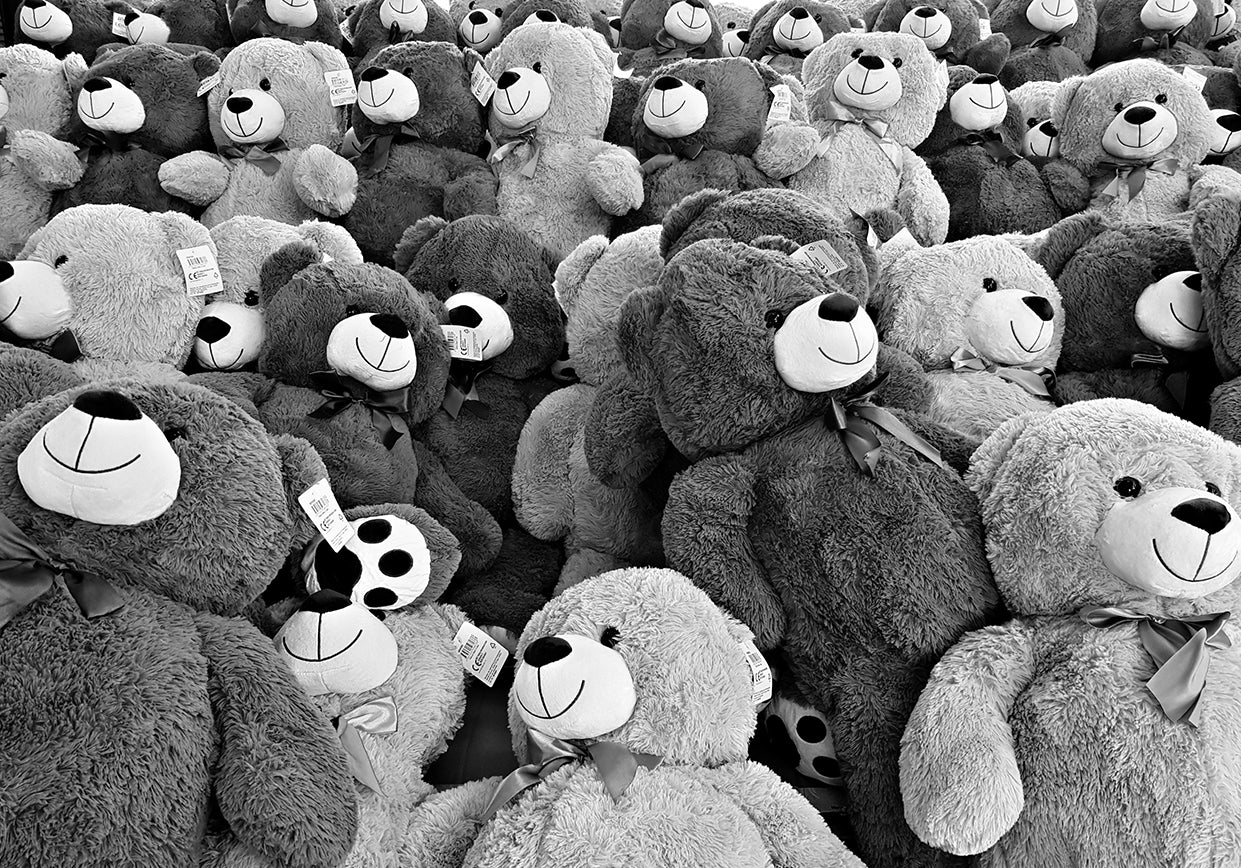 Teddy bear history: plush, lavender-scented, weighted bears for stress relief and kids.