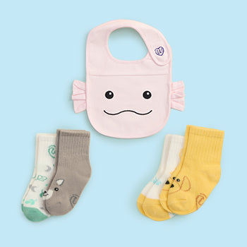 Socks & Bibs